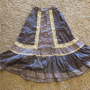 Gunne sax lavender and cream midi skirt